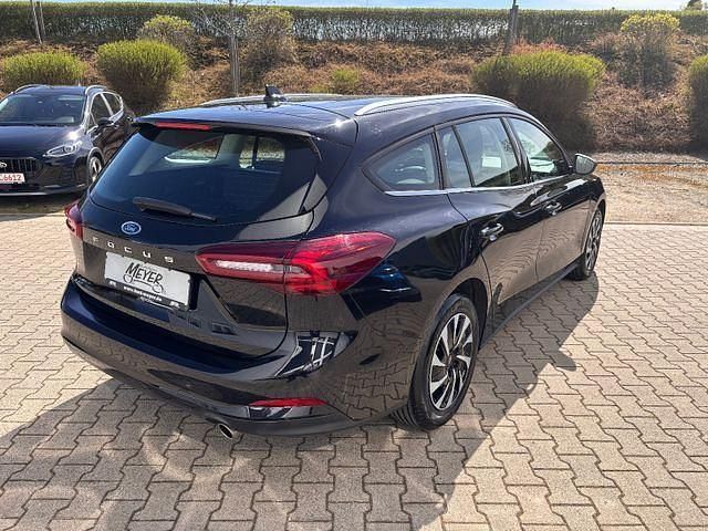 Gebraucht Ford Focus Titanium 125 PS (91 kW) 2022 Schwarz Kombi