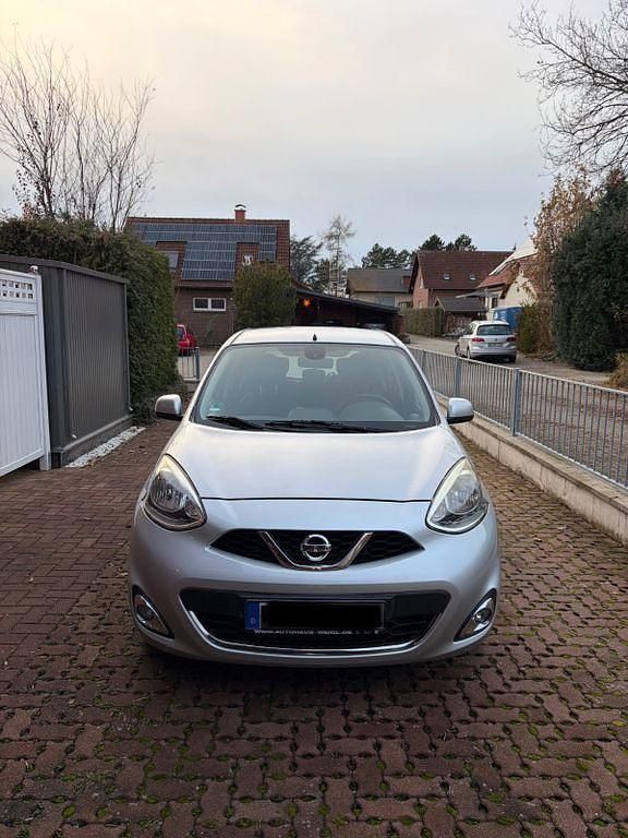 Silber Gebraucht 2015 Nissan Micra Acenta Limousine | 4.900 € (Fairer Preis) - Bild 1/4