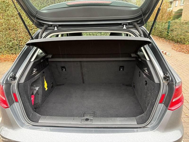 Gebraucht Audi A3 180 PS (132 kW) 2014 Grau Kombi