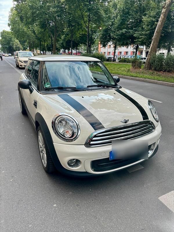 Weiß Gebraucht 2011 Mini Cooper Kleinwagen | 3.299 € (Superpreis) - Bild 1/4