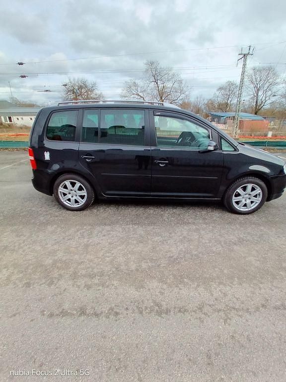 Gebraucht VW Touran Highline 140 PS (102 kW) 2006 Schwarz Van / Kleinbus
