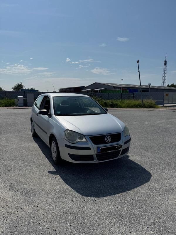 Silber Gebraucht 2005 VW Polo Kleinwagen | 800 € (Guter Preis) - Bild 1/4