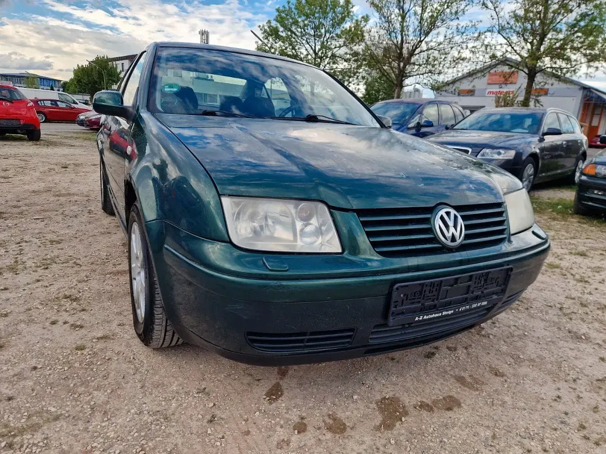 Gebraucht VW Bora Trendline 90 PS (66 kW) 1999 Grün Limousine