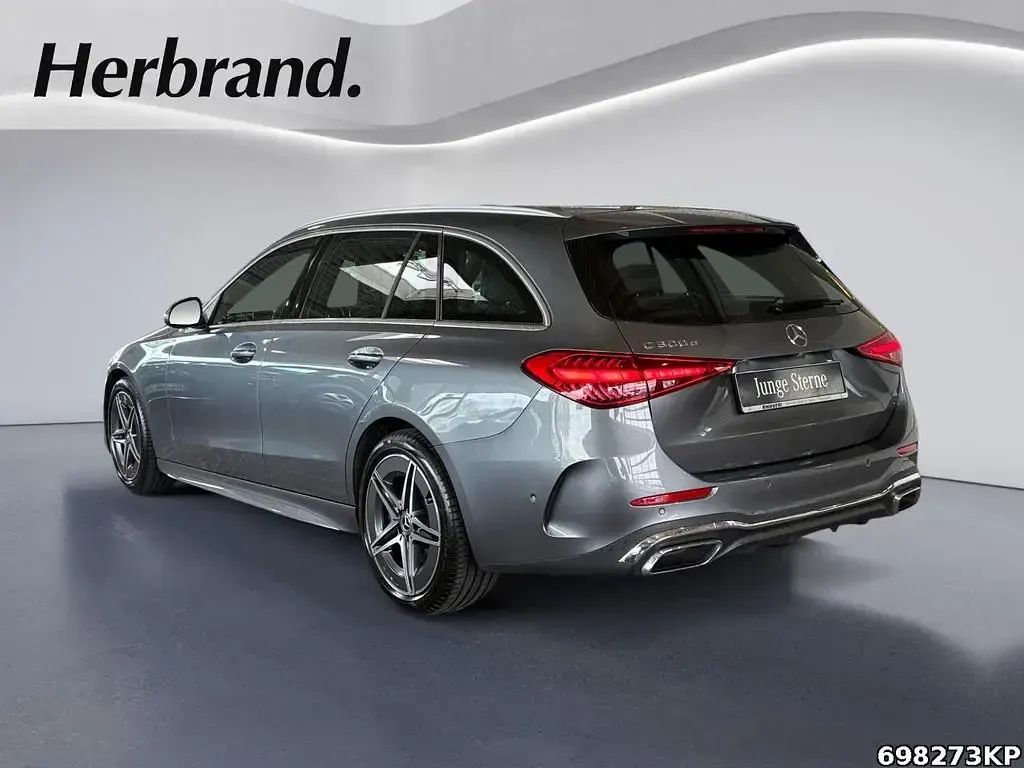 Gebraucht Mercedes C300 AMG 265 PS (194 kW) 2025 Metalliclack selenitgrau Kombi
