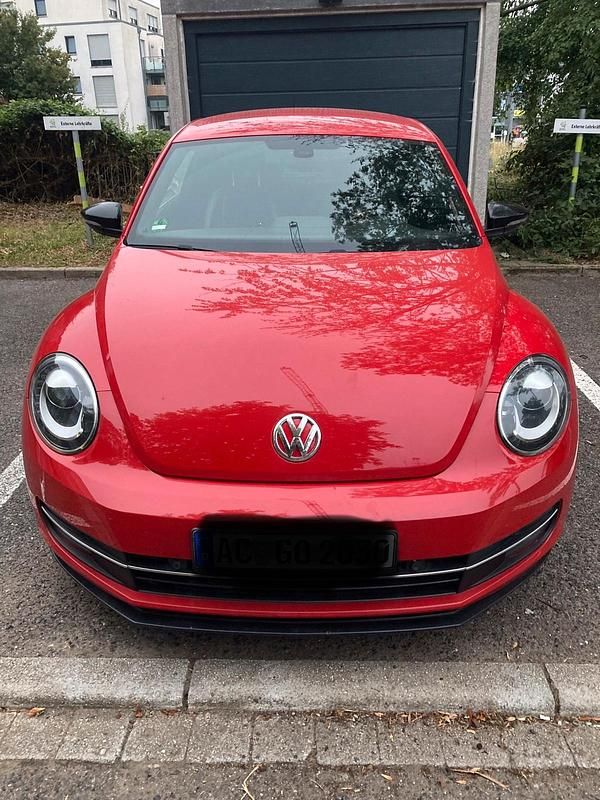 Rot Gebraucht 2013 VW Beetle Edition Coupé | 8.500 € (Fairer Preis) - Bild 1/4