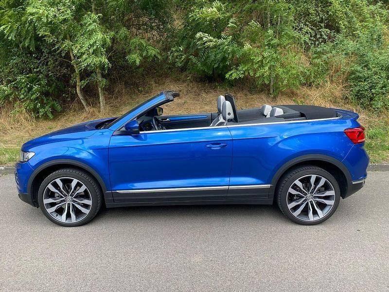 Blau Gebraucht 2020 VW T-Roc Cabriolet Style Cabrio | 23.590 € (Fairer Preis) - Bild 1/4