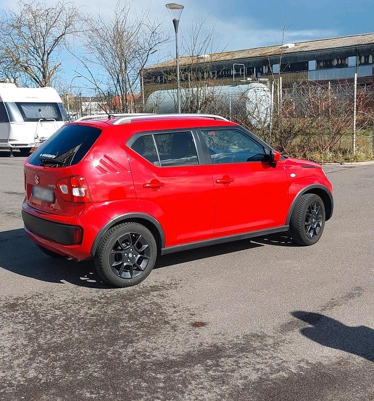 Gebraucht Suzuki Ignis 90 PS (66 kW) 2017 Rot SUV