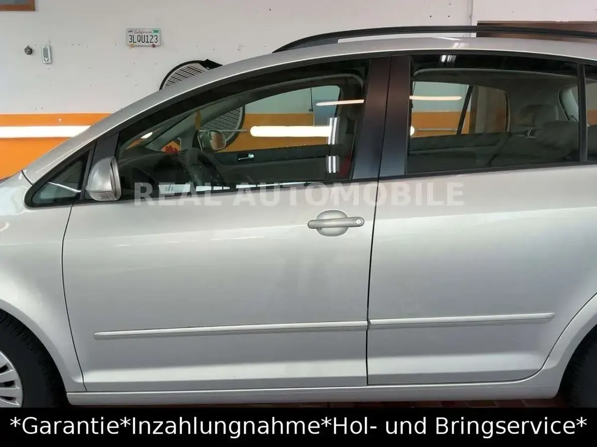 Gebraucht VW Golf VI Comfortline 122 PS (89 kW) 2009 Silver leaf white gold Kleinwagen