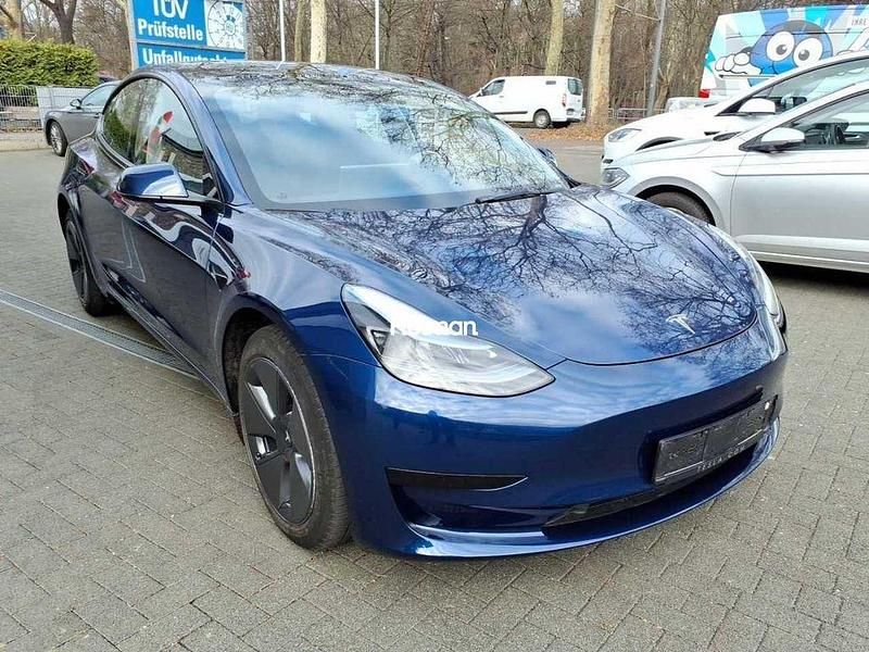 Gebraucht Tesla Model 3 Standard Range 208 kW (283 PS) 2022 Blau Limousine