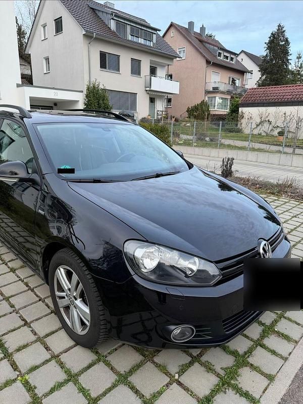 Gebraucht VW Golf VII Match 105 PS (77 kW) 2013 Schwarz Kombi