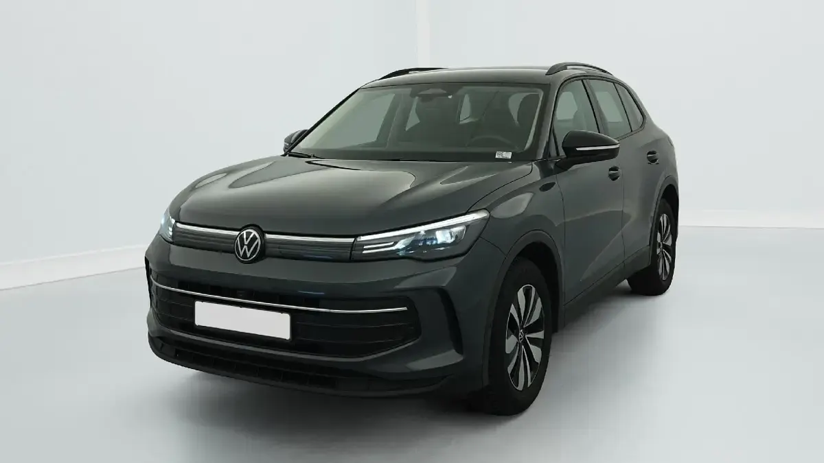 Gebraucht VW Tiguan Life 150 PS (110 kW) 2025 Gris dauphin SUV