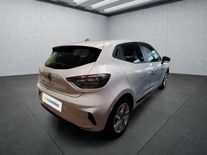 Neu Renault Clio V Evolution 67 PS (49 kW) 2025 Weiß Kleinwagen