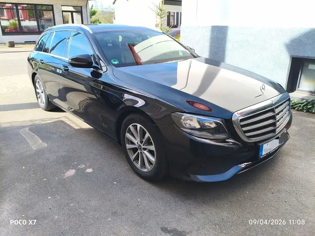 Gebraucht Mercedes E200 150 PS (110 kW) 2019 Schwarz Limousine