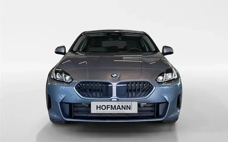 Neu BMW 120 170 PS (125 kW) 2026 Grün Kleinwagen