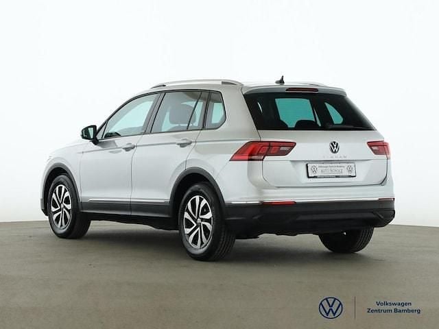 Gebraucht VW Tiguan Active 150 PS (110 kW) 2023 Silber SUV