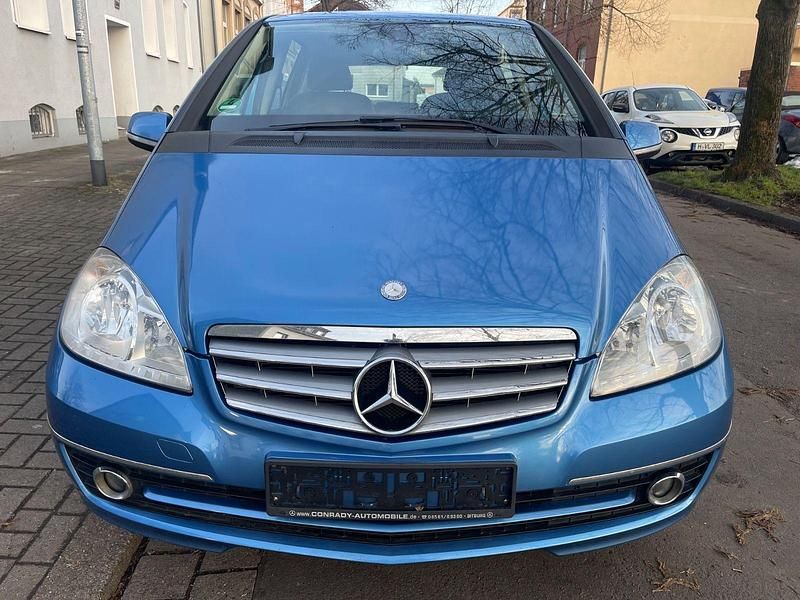 Gebraucht Mercedes A200 140 PS (102 kW) 2008 Blau Limousine