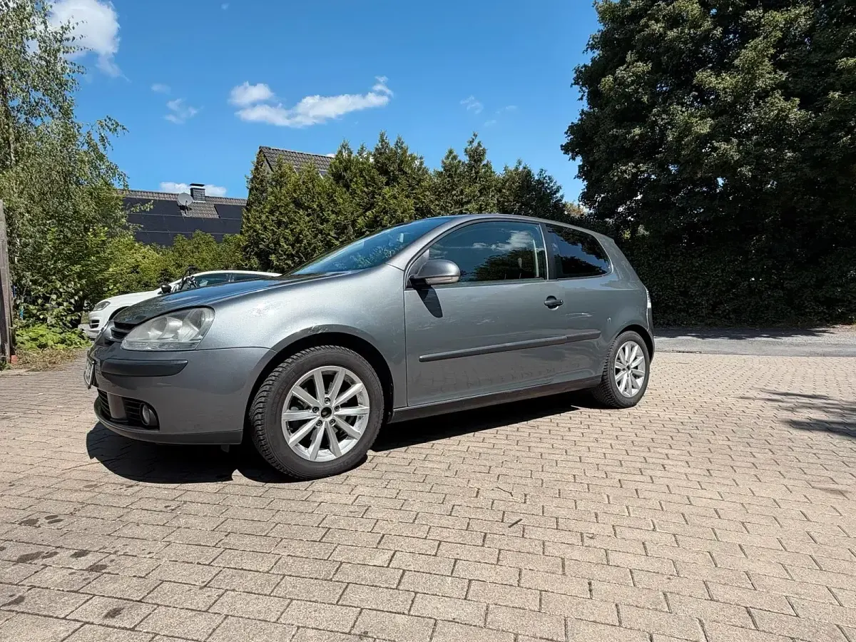 Gebraucht VW Golf IV 105 PS (77 kW) 2004 Andere farben Limousine