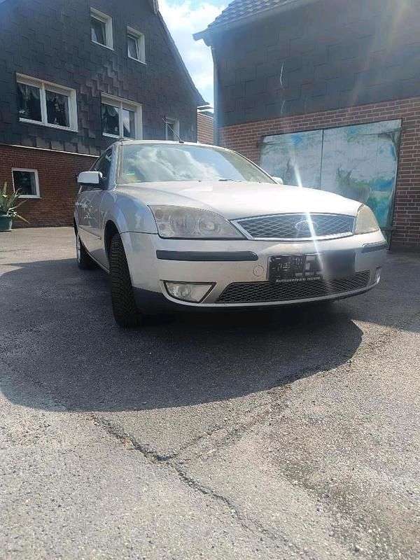 Gebraucht Ford Mondeo 131 PS (96 kW) 2006 Grau Kombi