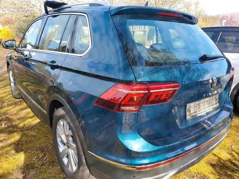 Gebraucht VW Tiguan Elegance 150 PS (110 kW) 2023 Blau SUV