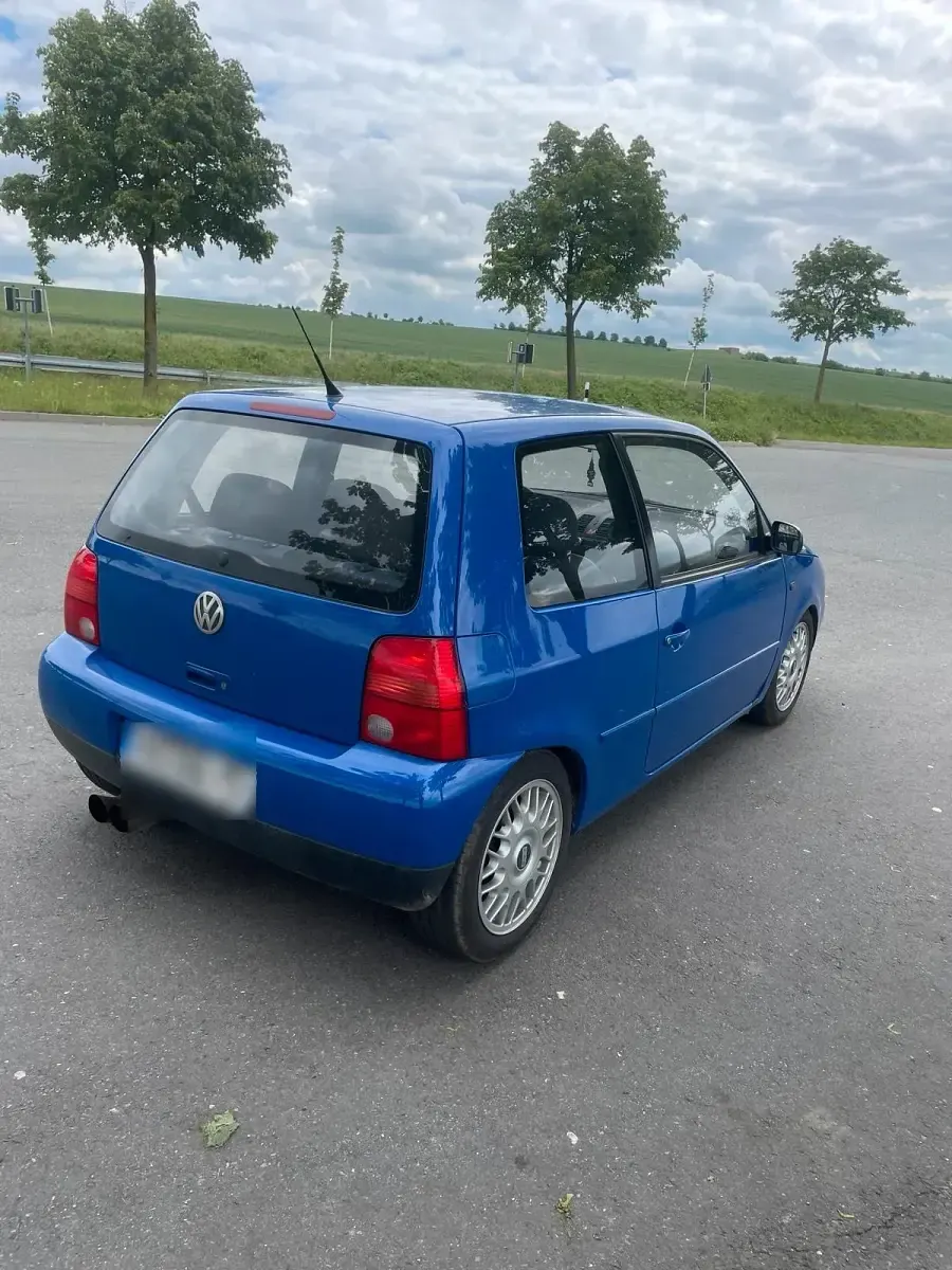 Używany VW Lupo 75 KM (55 kW) 2010 Niebieski Hatchback