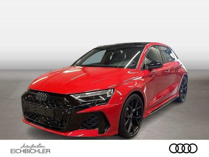 Neu Audi RS3 Ambiente 400 PS (294 kW) 2026 Progressivrot Limousine