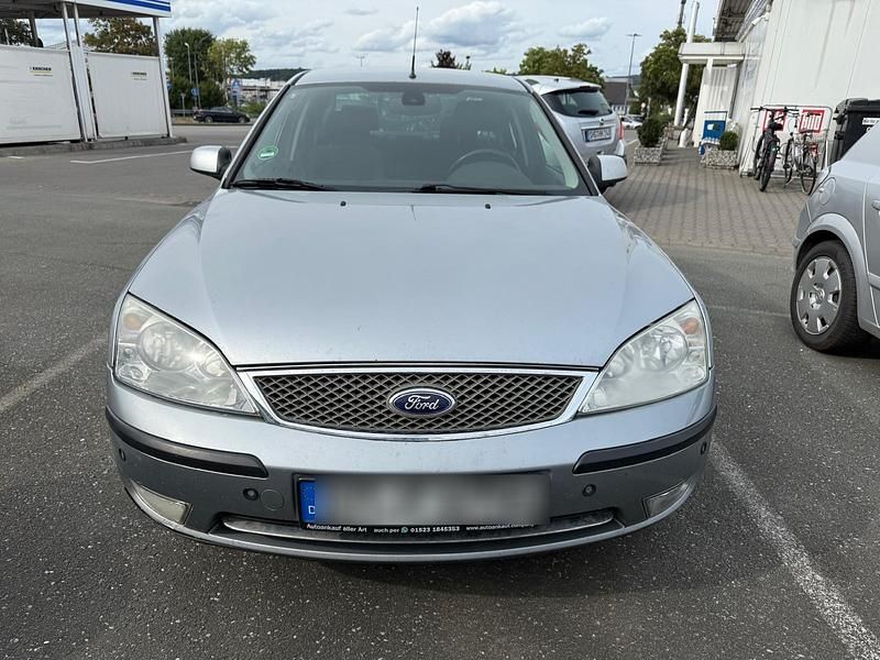 Silber Gebraucht 2004 Ford Mondeo Limousine | 700 € (Guter Preis) - Bild 1/4