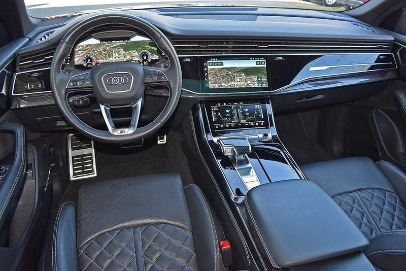 Gebraucht Audi SQ8 Competition 507 PS (372 kW) 2022 Mythosschwarz metallic SUV