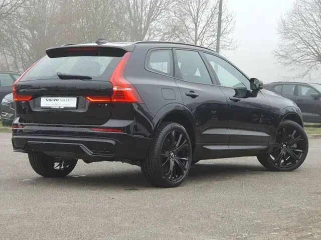 Gebraucht Volvo XC60 Plus 349 PS (256 kW) 2024 Onyx black / SUV
