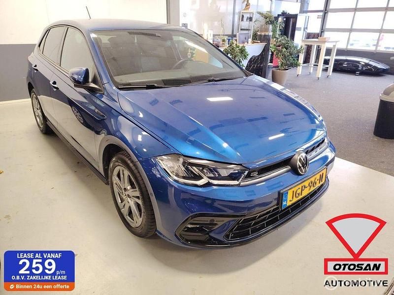 Blau Gebraucht 2023 VW Polo R-line Limousine | 15.990 € (Superpreis) - Bild 1/4