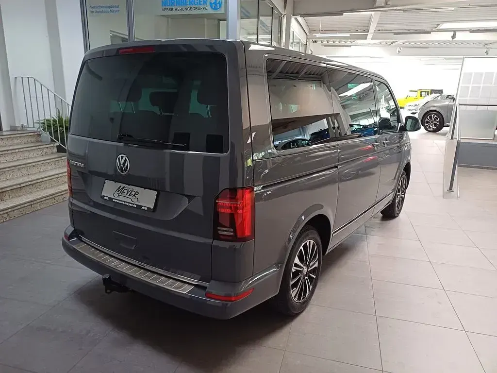 Gebraucht VW Multivan Generation Six 150 PS (110 kW) 2021 Grau Van / Kleinbus