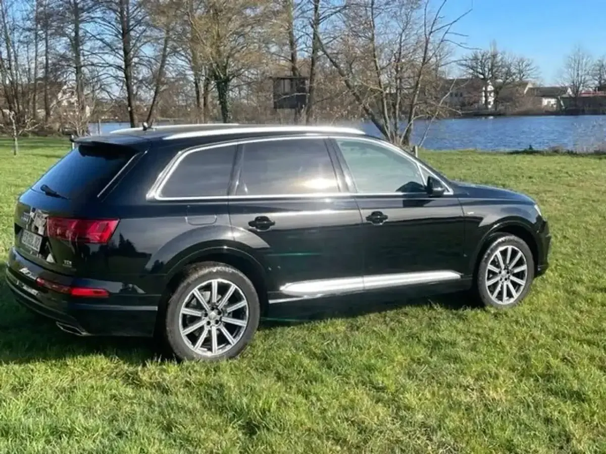 Gebraucht Audi Q7 S-Line 218 PS (160 kW) 2017 Schwarz SUV