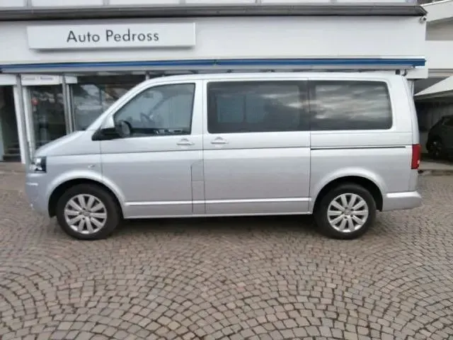 Gebraucht VW Multivan Highline 179 PS (131 kW) 2012 Silber Van / Kleinbus