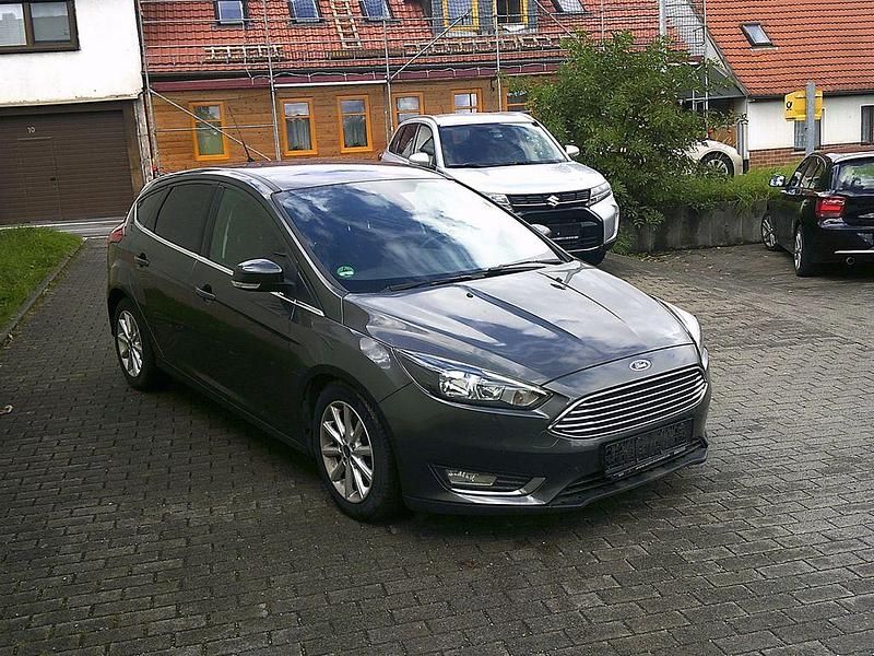 Gebraucht Ford Focus Titanium 125 PS (91 kW) 2016 Limousine
