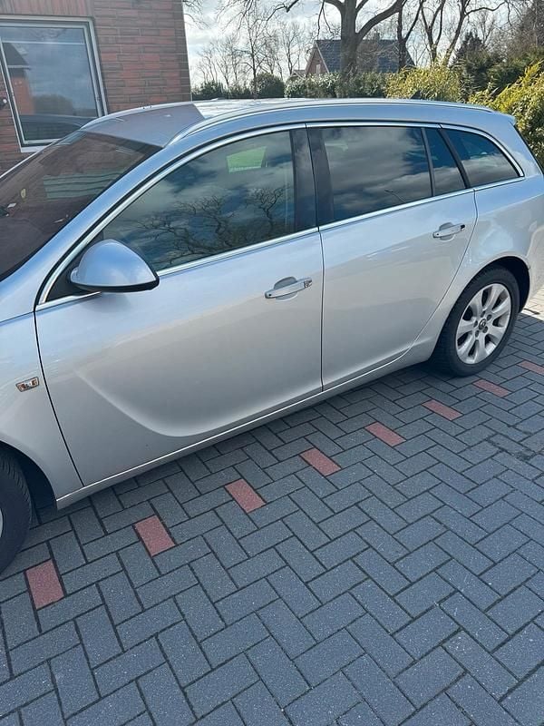 Gebraucht Opel Insignia 160 PS (117 kW) 2013 Silber Kombi