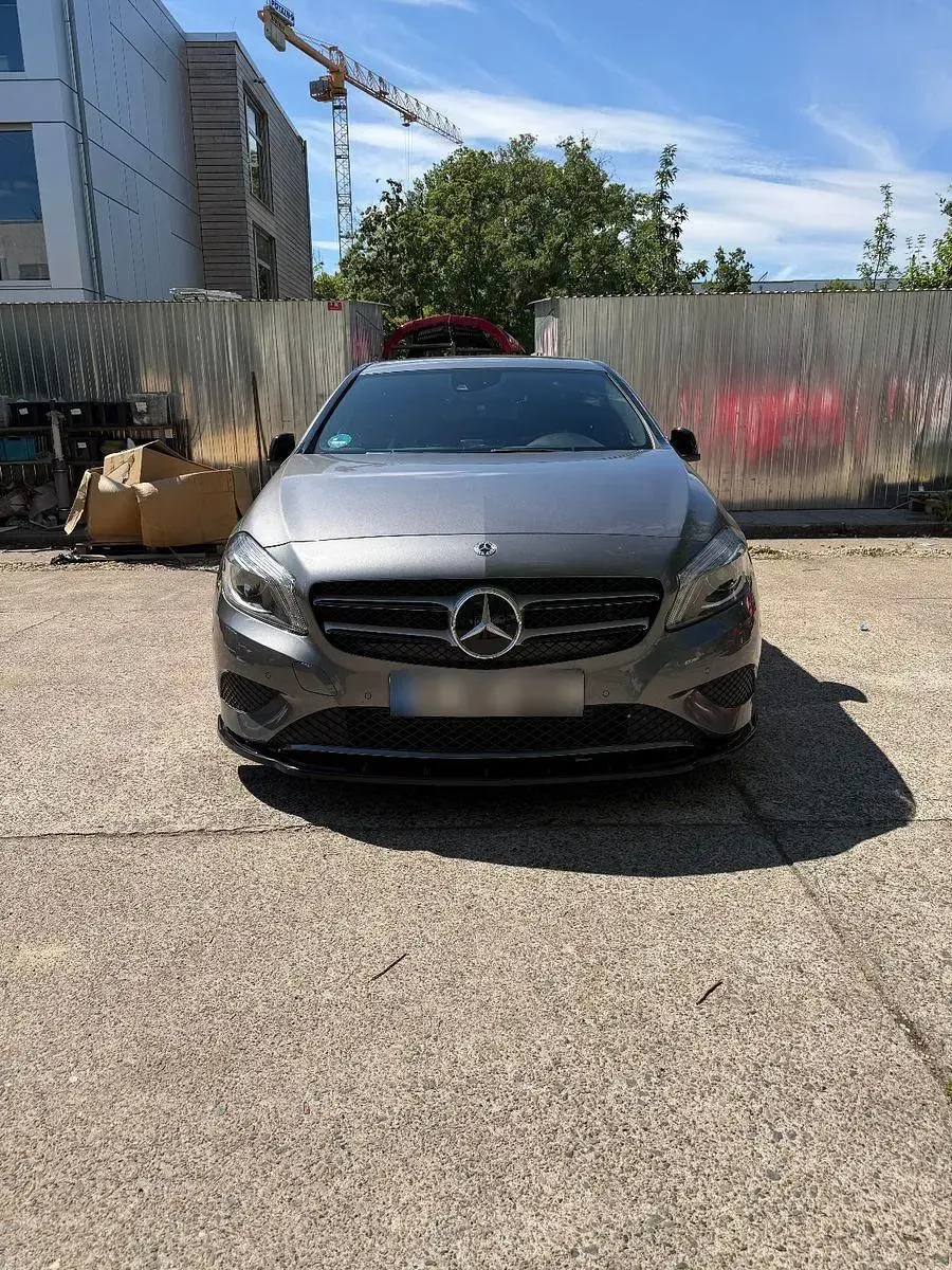 Gebraucht Mercedes A200 136 PS (100 kW) 2013 Grau Kleinwagen