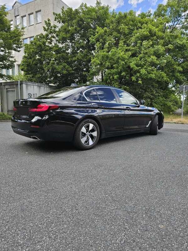 Gebraucht 2021 BMW 530 Luxury Line Limousine | 35.000 € (Superpreis) - Bild 1/4