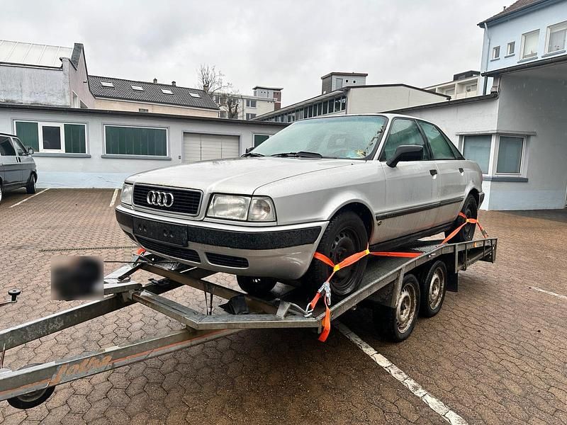 Gebraucht Audi 80 115 PS (84 kW) 1992 Silber Limousine