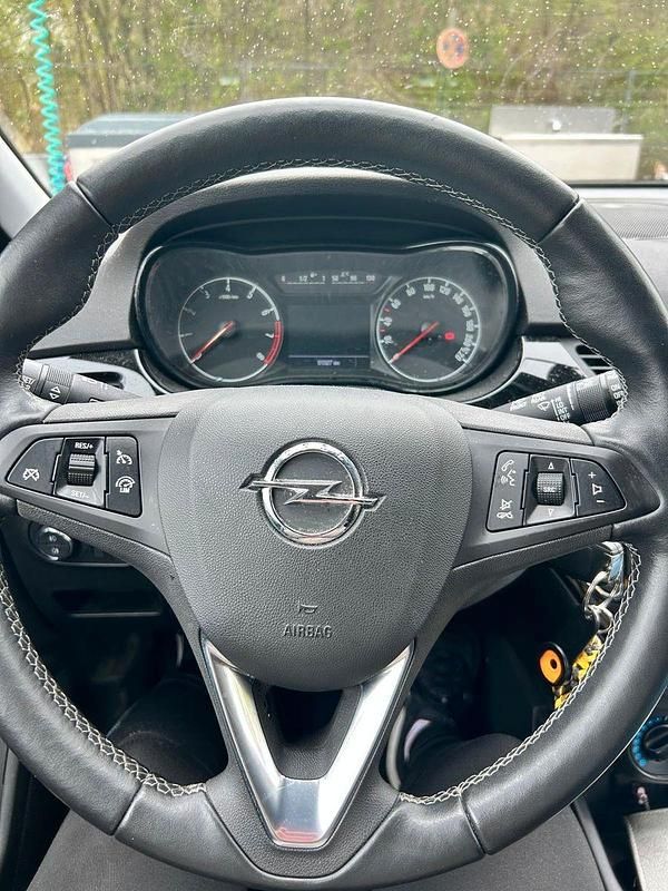 Second-hand Opel Corsa 69 CP (50 kW) 2019 Alb Hatchback