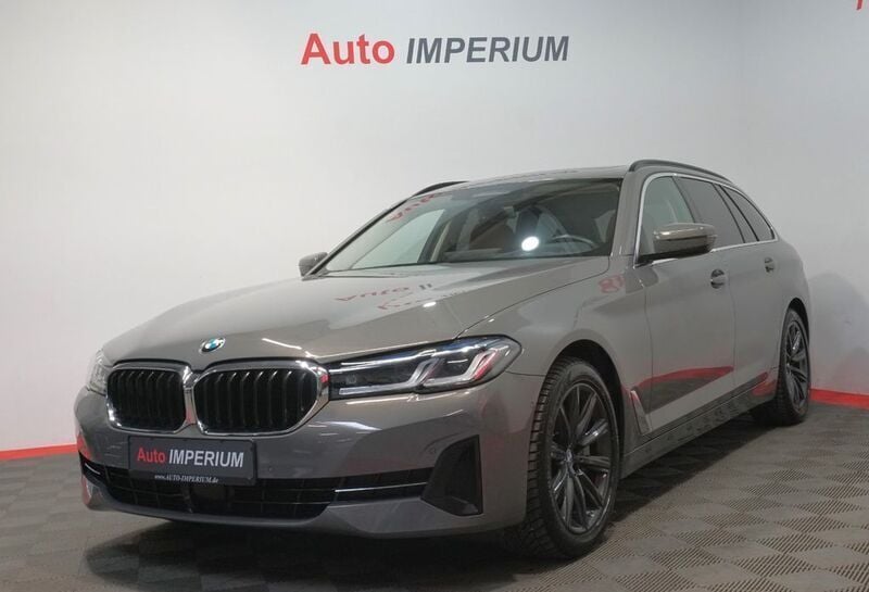 Grau Gebraucht 2021 BMW 540 Sport Line Limousine | 44.990 € (Fairer Preis) - Bild 1/4