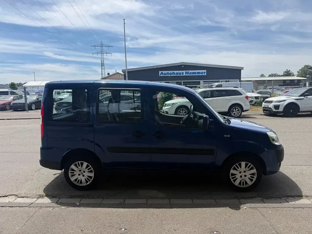 Gebraucht Fiat Doblò Dynamic 84 PS (61 kW) 2006 Blau Van / Kleinbus