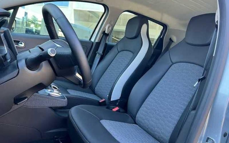 Gebraucht Renault Zoe Intens 100 kW (136 PS) 2022 Highlandgrau Kleinwagen