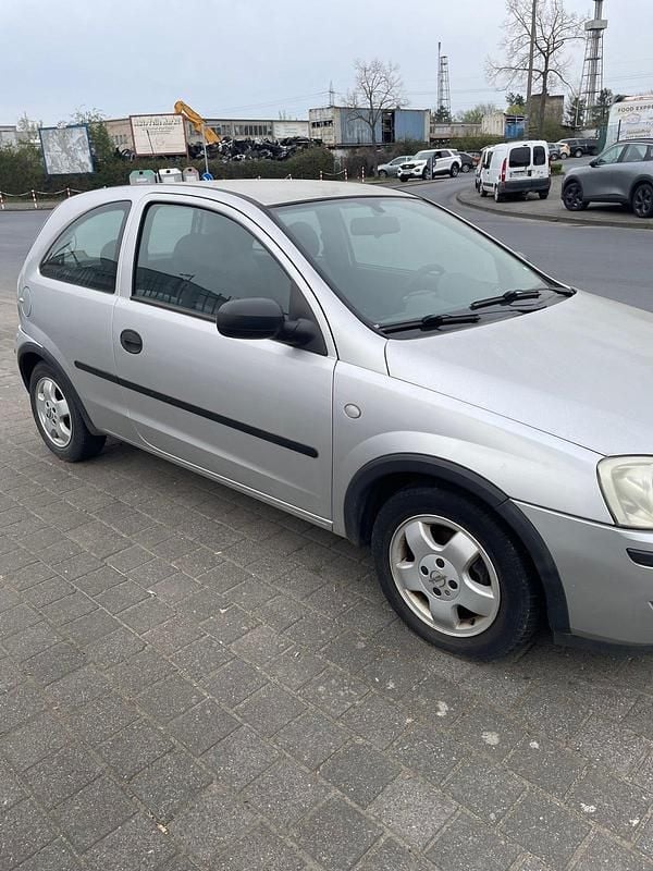 Gebraucht Opel Corsa 60 PS (44 kW) 2003 Silber Kleinwagen