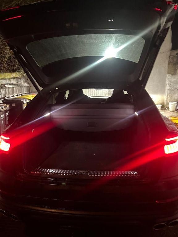 Gebraucht Audi SQ8 Ambiente 507 PS (372 kW) 2022 Schwarz SUV