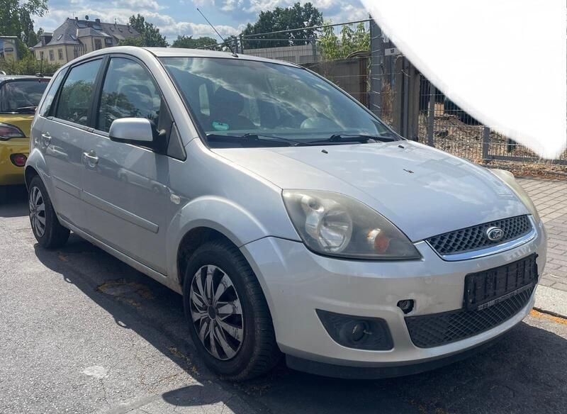 Gebraucht Ford Fiesta 75 PS (55 kW) 2008 Grau Kleinwagen