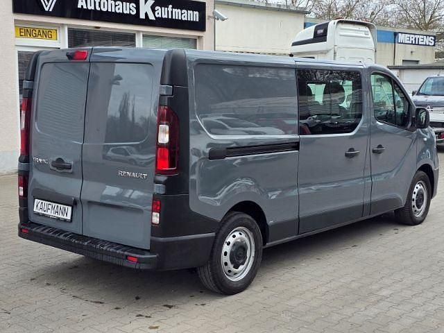 Gebraucht Renault Trafic Komfort 145 PS (106 kW) 2021 Grau Van / Kleinbus