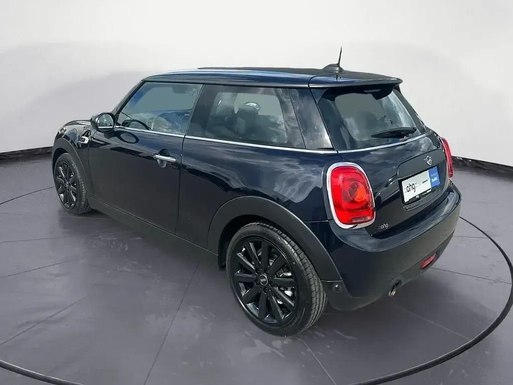 Second-hand Mini ONE 102 CP (75 kW) 2021 Negru Hatchback