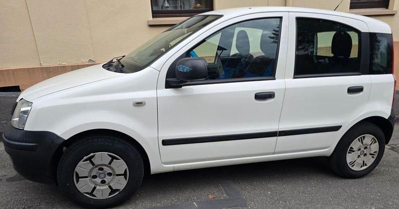 Gebraucht Fiat Panda 54 PS (39 kW) 2010 Weiß Kleinwagen