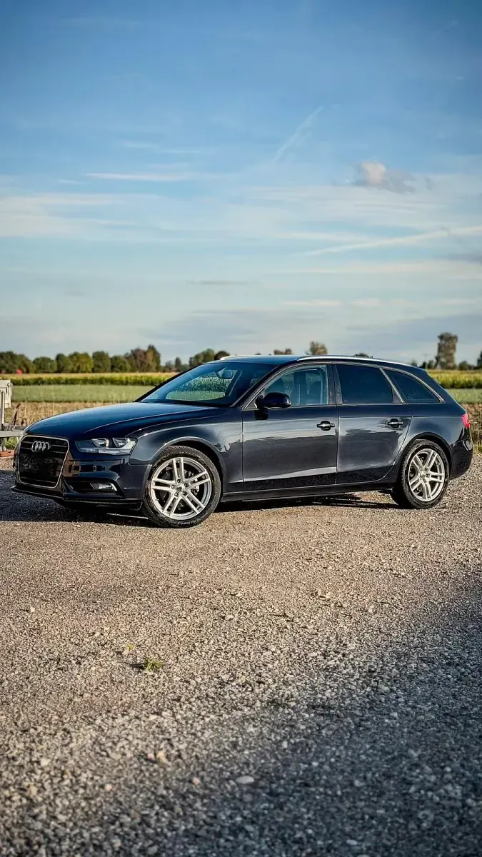 Gebraucht Audi A4 S-Line 150 PS (110 kW) 2014 Schwarz Kombi