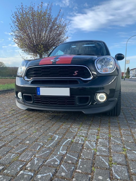 Schwarz Gebraucht 2014 Mini Cooper SD Paceman SUV | 9.990 € - Bild 1/4