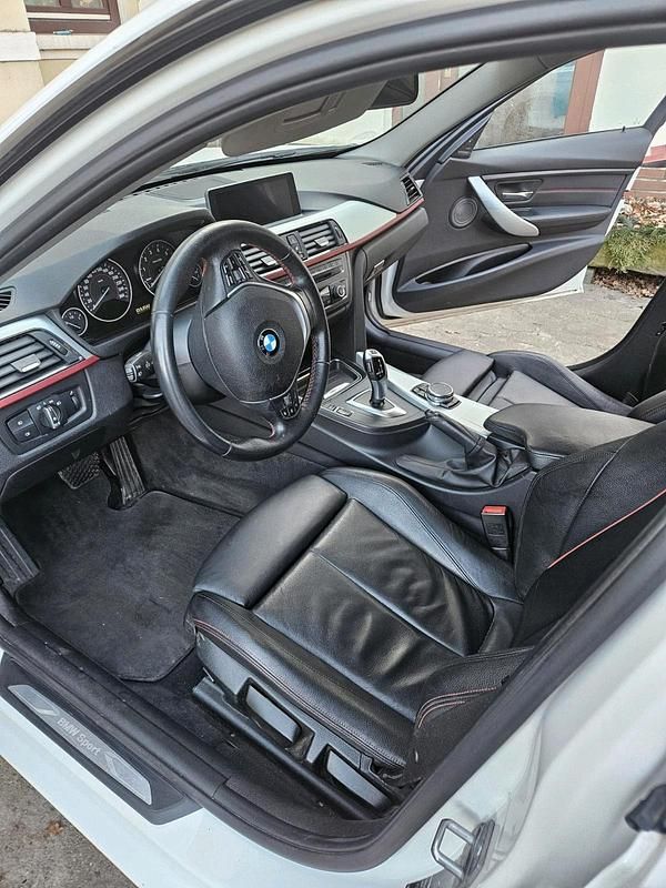 Gebraucht BMW 328 245 PS (180 kW) 2014 Weiß Limousine